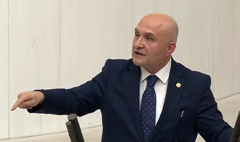 Erhan Usta: Yolsuzlukta Ayrım Olmaz!