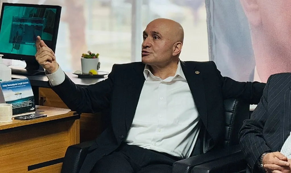 İYİ Parti'li Erhan Usta'dan Boykot Yorumu