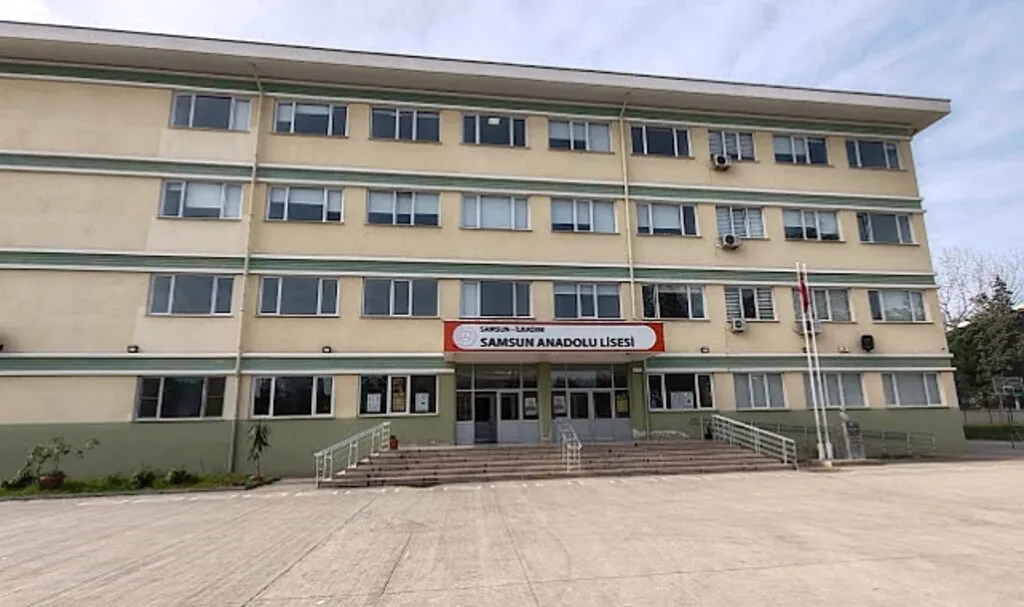 Samsun Anadolu Lisesi'nde Öğrenciler Protesto Yapacak