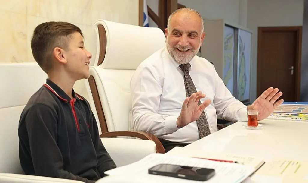 Samsun'da Başkanlık Koltuğu Çocuklara Emanet