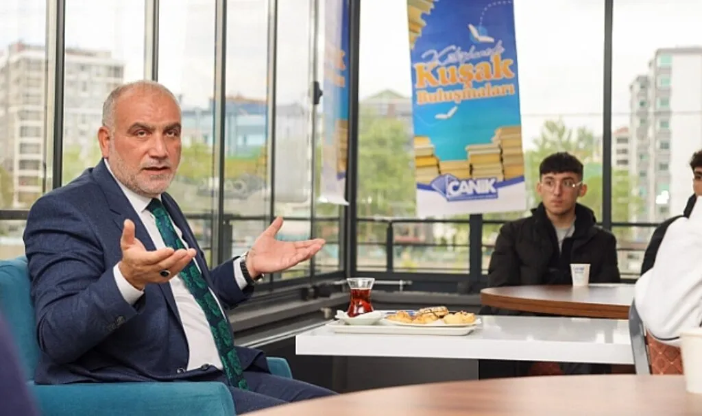 Canik Belediye Başkanı İbrahim Sandıkçı Öğrencilere Yerel Yönetimi Anlattı