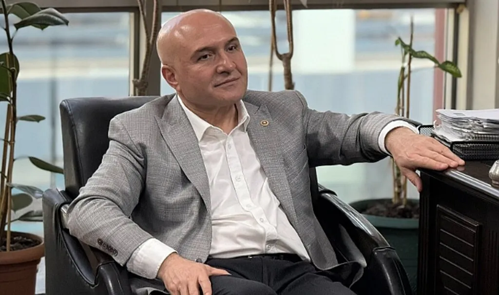 İYİ Parti Samsun Milletvekili Erhan Usta: Kavga Etme Zamanı Değil