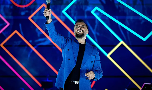 Kültür Yolu Festivali?nde Final Sahnesi Alişan?ın