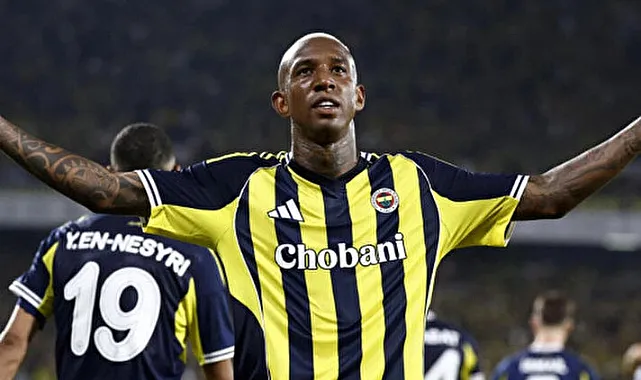 Anderson Talisca, Transfer İddialarını Yalanladı: ?Şu Anda Sadece Fenerbahçe?yi Düşünüyorum?
