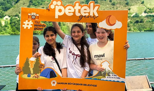 Petek Genç Çok Sevildi