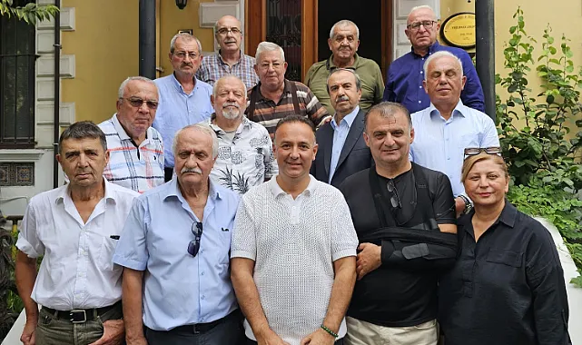 CHP'nin Eski Kurmaylarından Açıklama: Kişiler Değil, Örgüt İradesi Büyüktür!