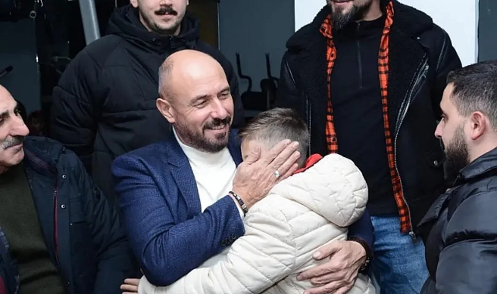 Gençler İstedi Tekkeköy Yaptı