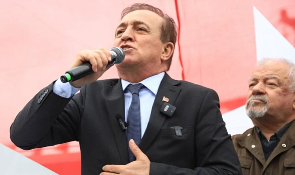 Cevat Öncü: Belediyelerin Tüm İmkanlarını Kullanıyorlar