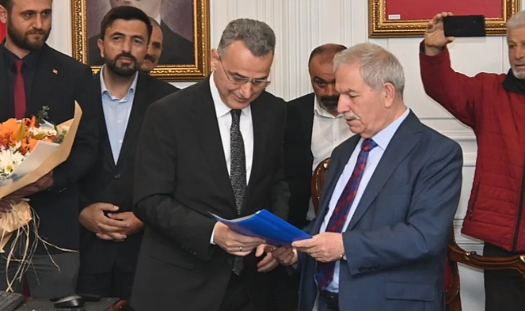 İlkadım Belediyesi'nde İhsan Kurnaz Dönemi Başladı