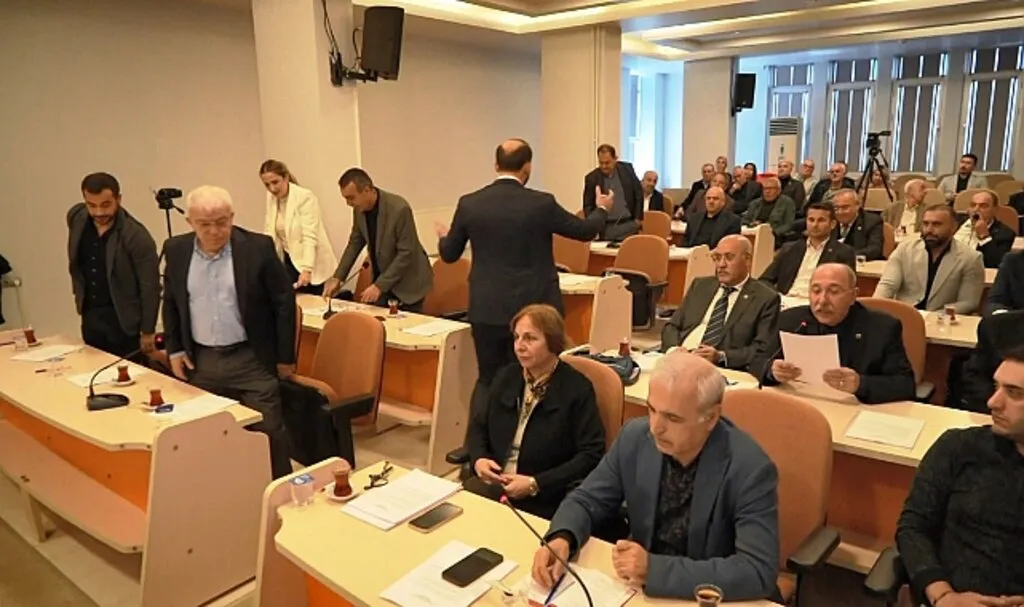 İlkadım ve Atakum Meclisi'nde Esenyurt Gerilimi