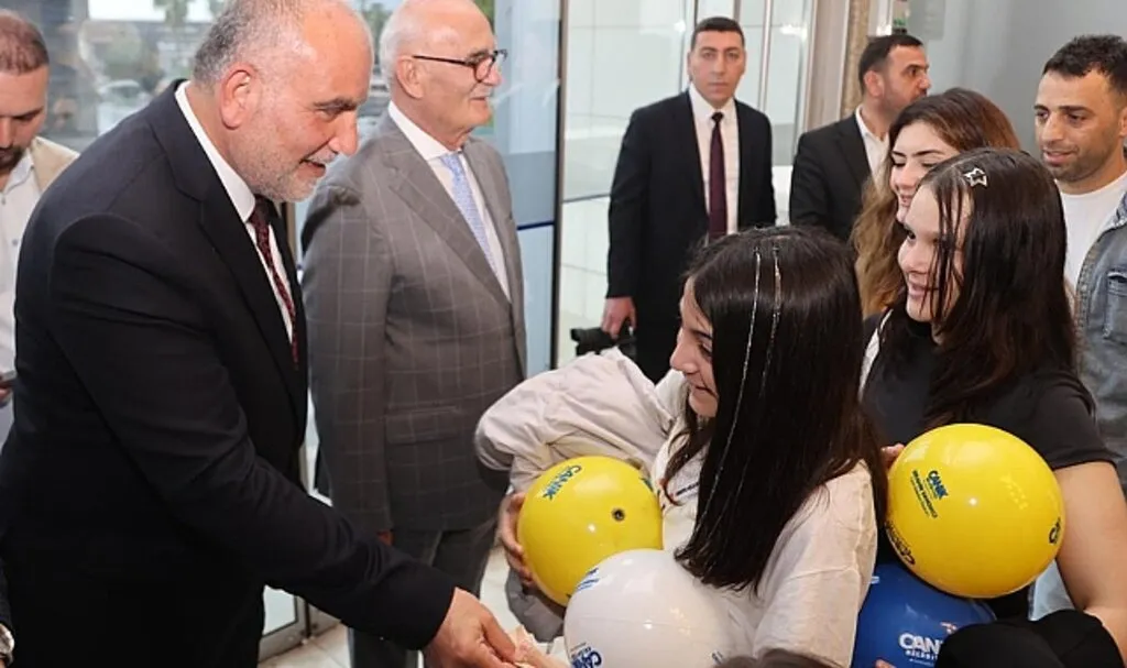 Canikli Çocuklara Bayram Harçlığı