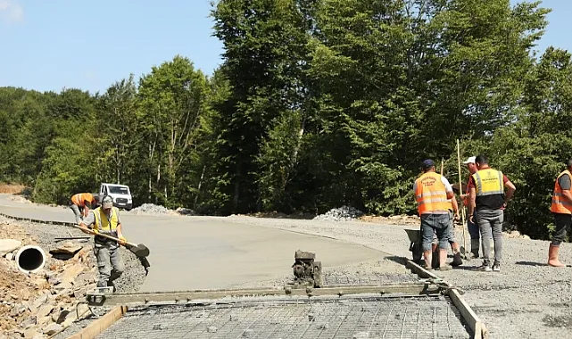 Atakum Kırsalına 19,5 km'lik Beton Yol