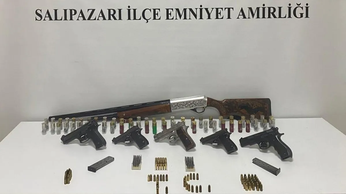Samsun'da evden çıkanlar şok etti! Sanki cephanelik
