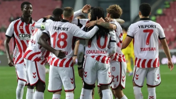 Samsunspor sezonu kaç puanla kapattı, kaçıncı sırada bitirdi?